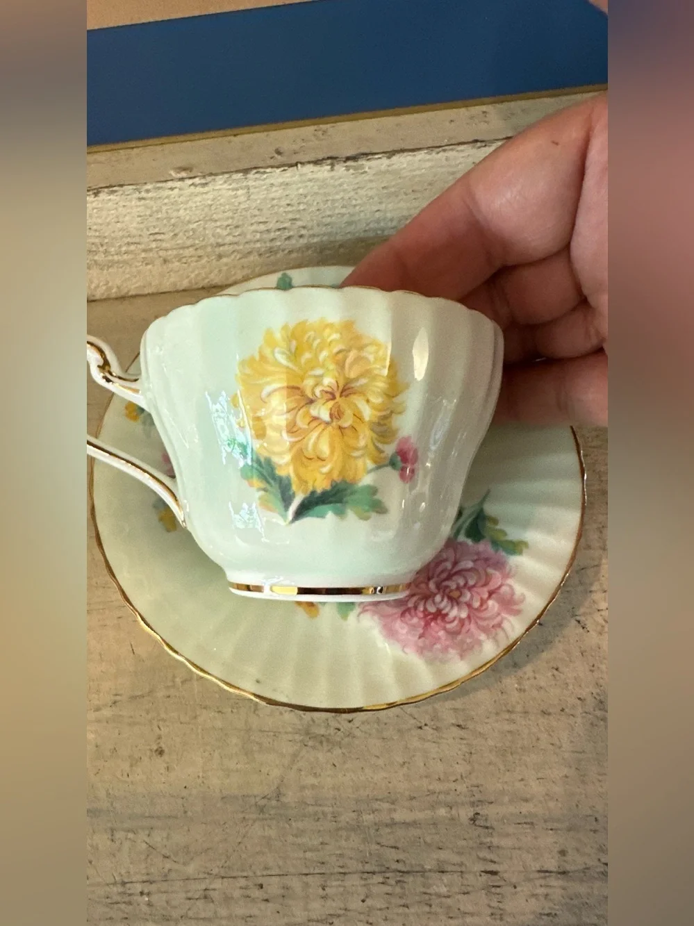 Paragon England Chrysanthemum Tea Cup Light green background gold highlights